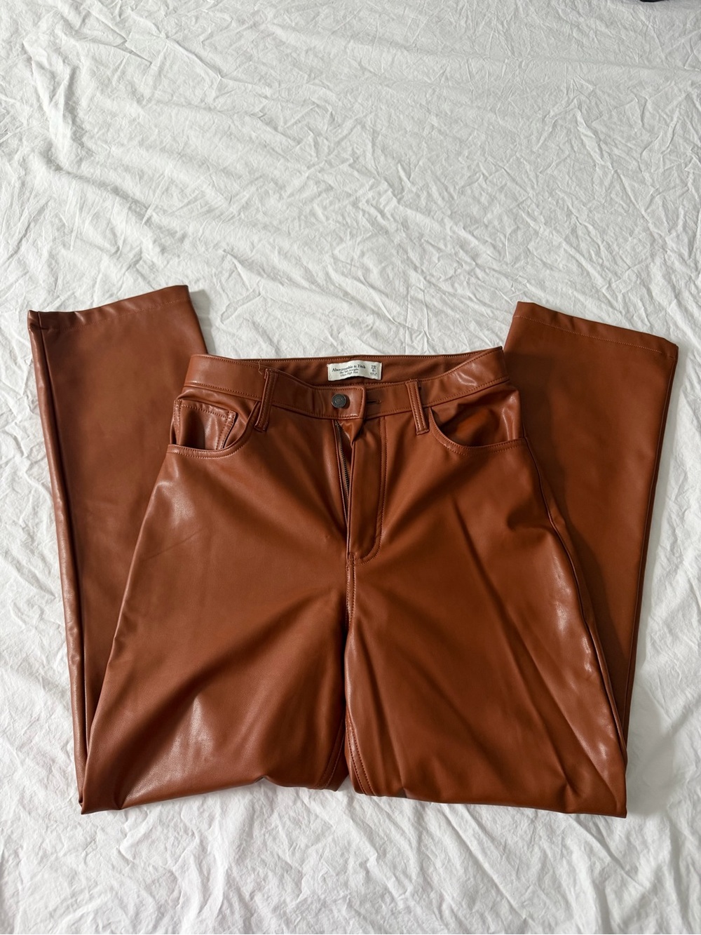 Abercrombie & Fitch Size 28 Short Tan Faux Leather Pants